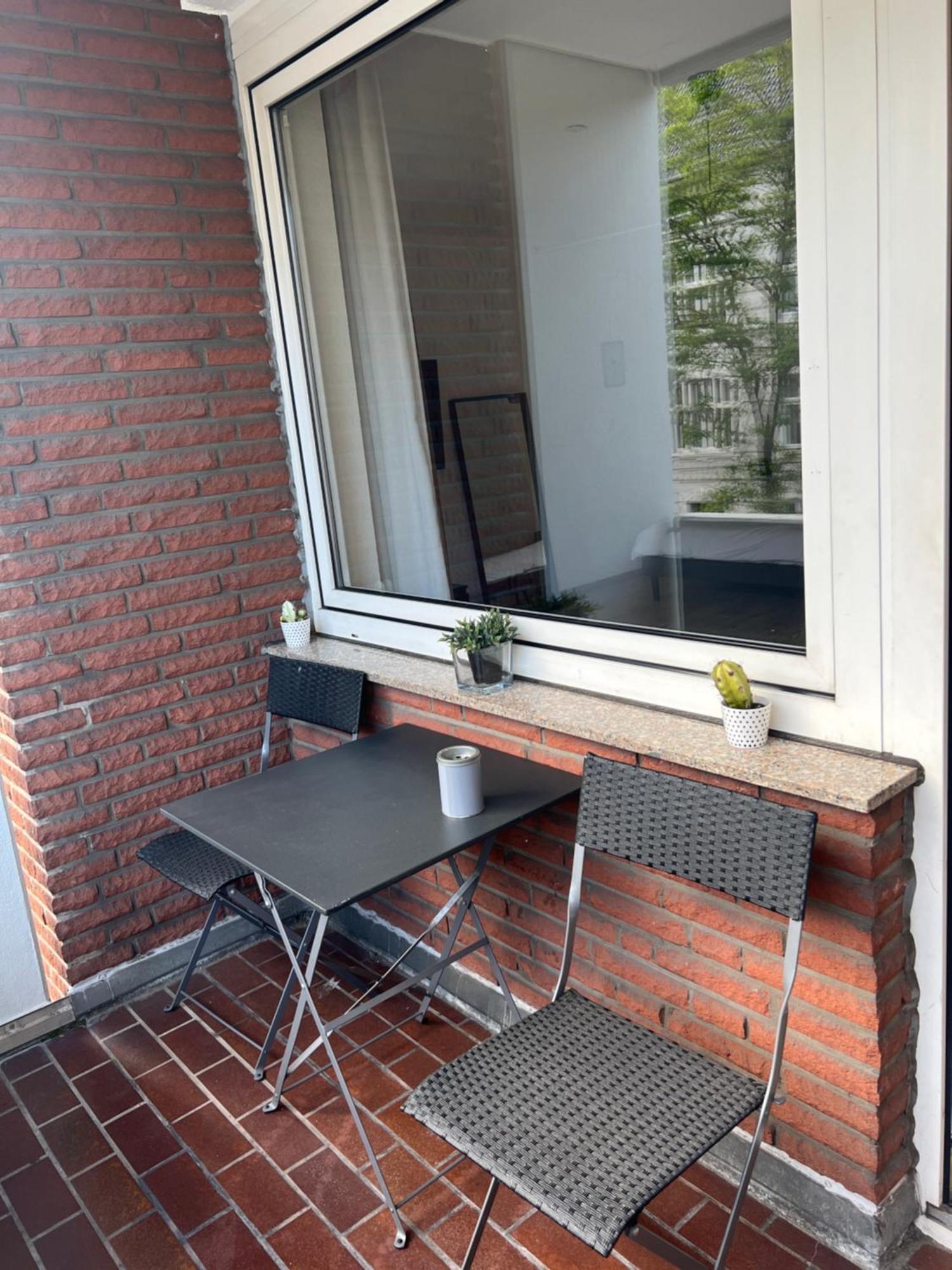 Tmj Apartment 1 Düsseldorf Esterno foto