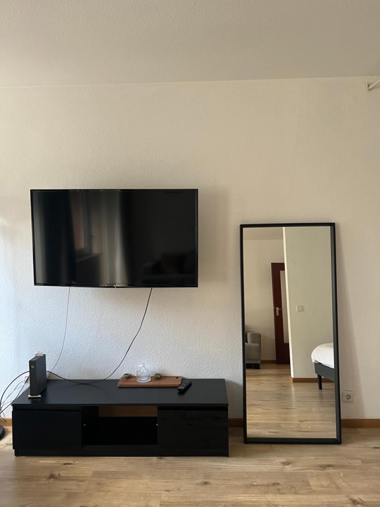 Tmj Apartment 1 Düsseldorf Esterno foto